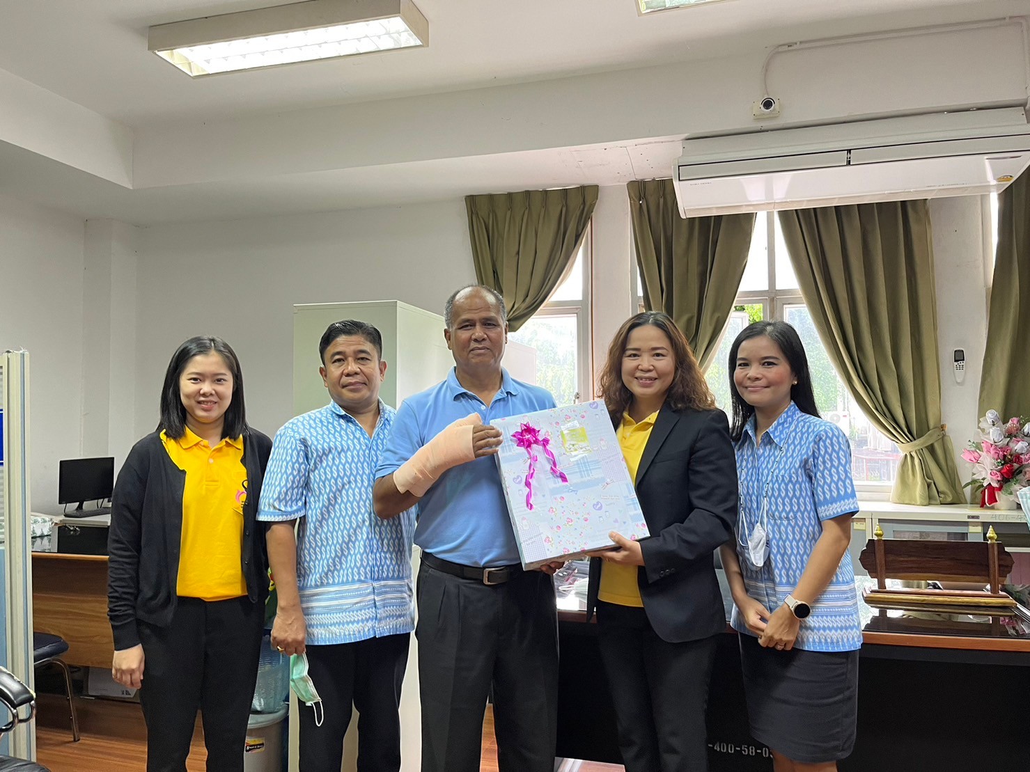 LINE ALBUM เกษยณ 65 ๒๒๐๙๓๐ 0