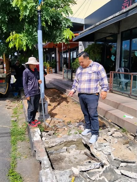 P 03