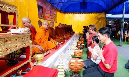 เทศบาลนครอุบลราชธานี ร่วมงานบุญประจำปีตลาดสดเทศบาล 5 เสริมสิริมงคล สร้างความสามัคคีในชุมชน